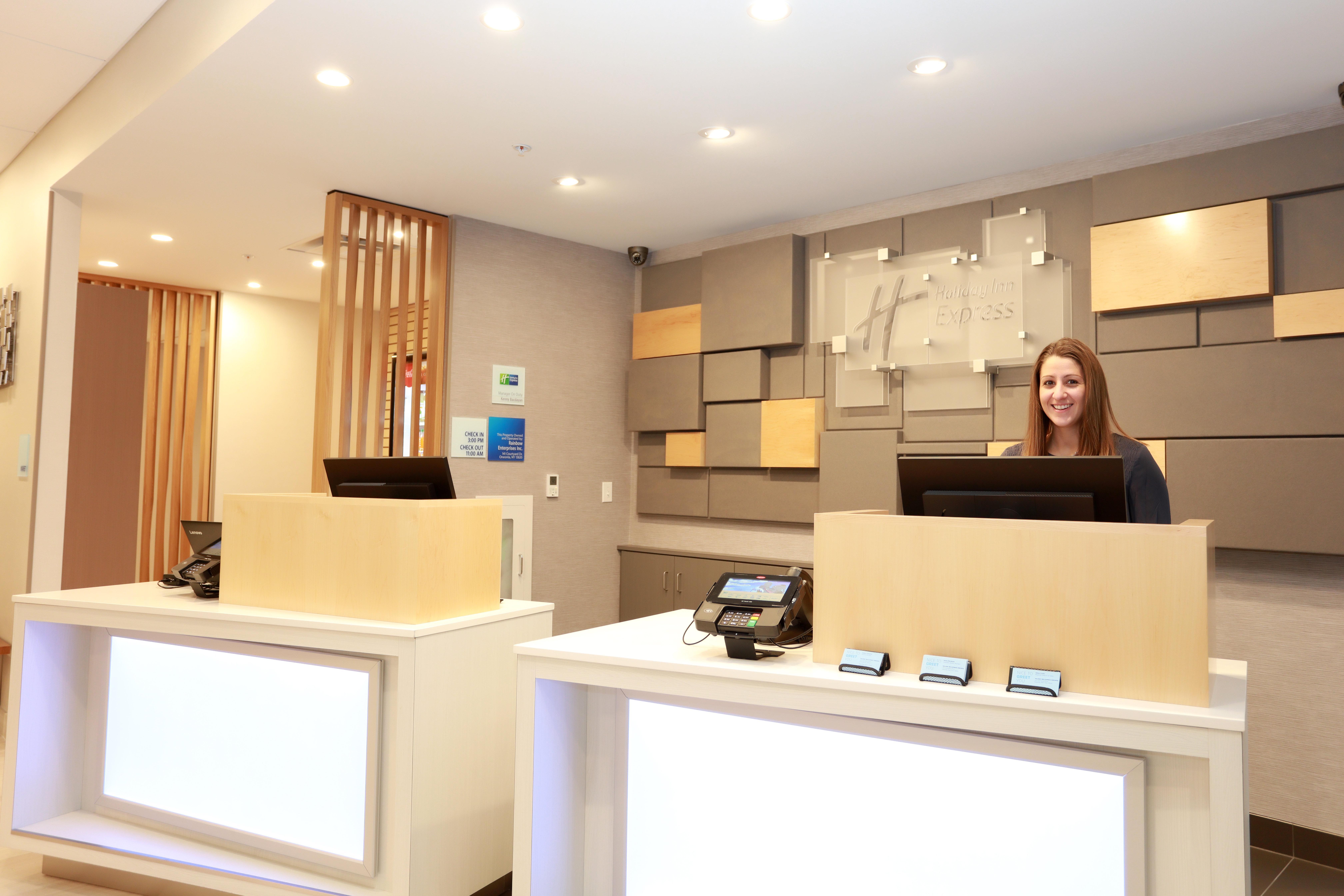 Holiday Inn Express Oneonta By Ihg Binghamton Bagian luar foto