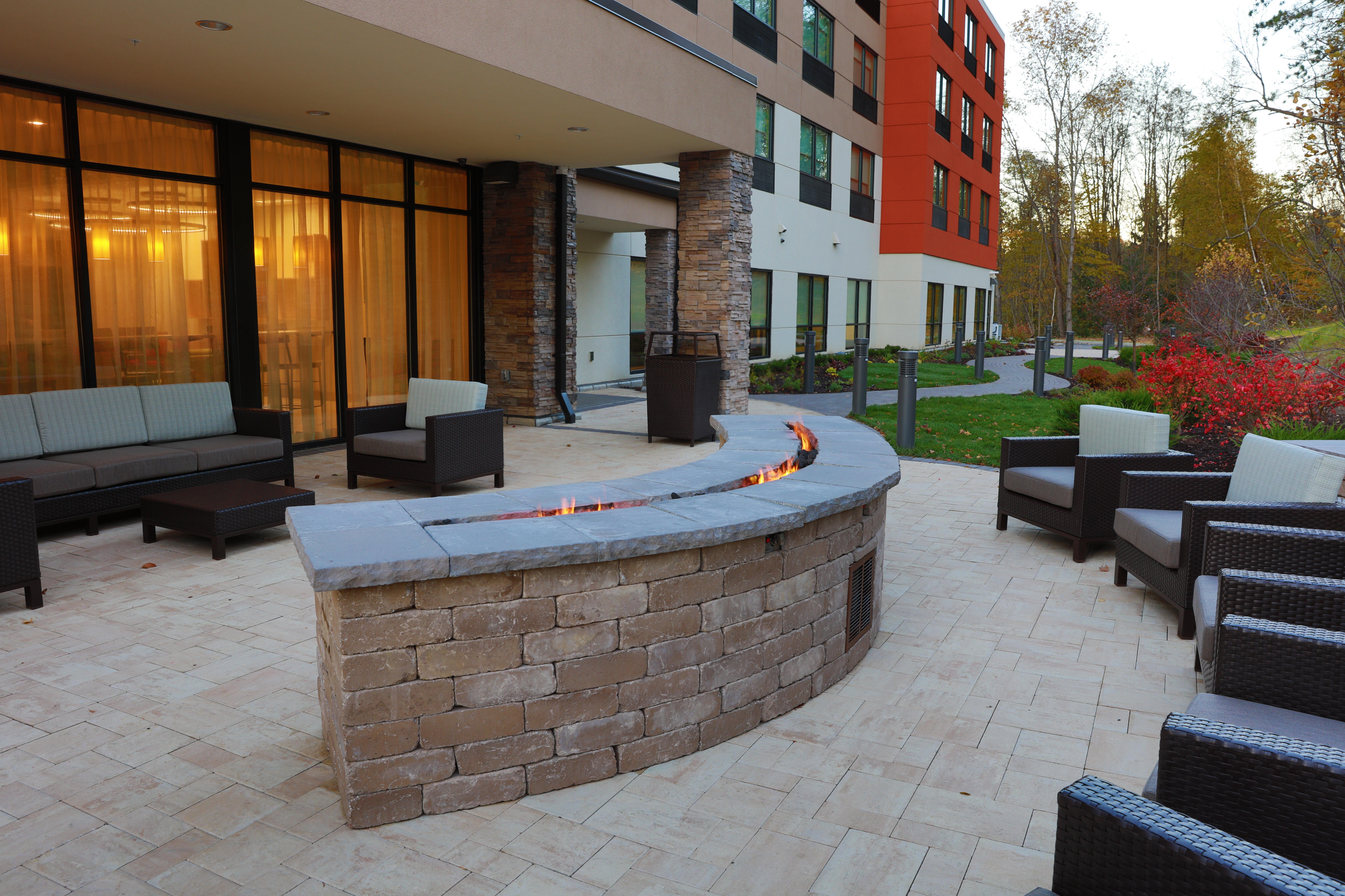 Holiday Inn Express Oneonta By Ihg Binghamton Bagian luar foto
