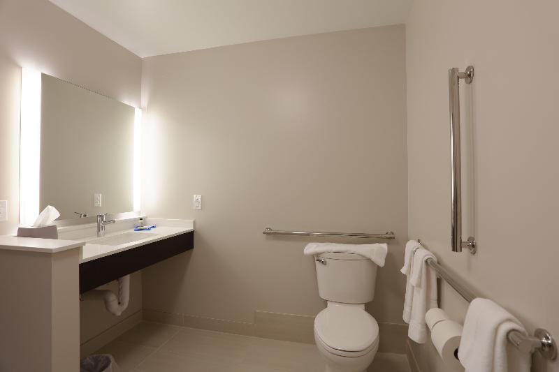 Holiday Inn Express Oneonta By Ihg Binghamton Bagian luar foto